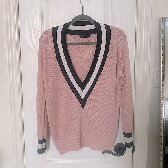 Pink sweater - Picture 3 of 5